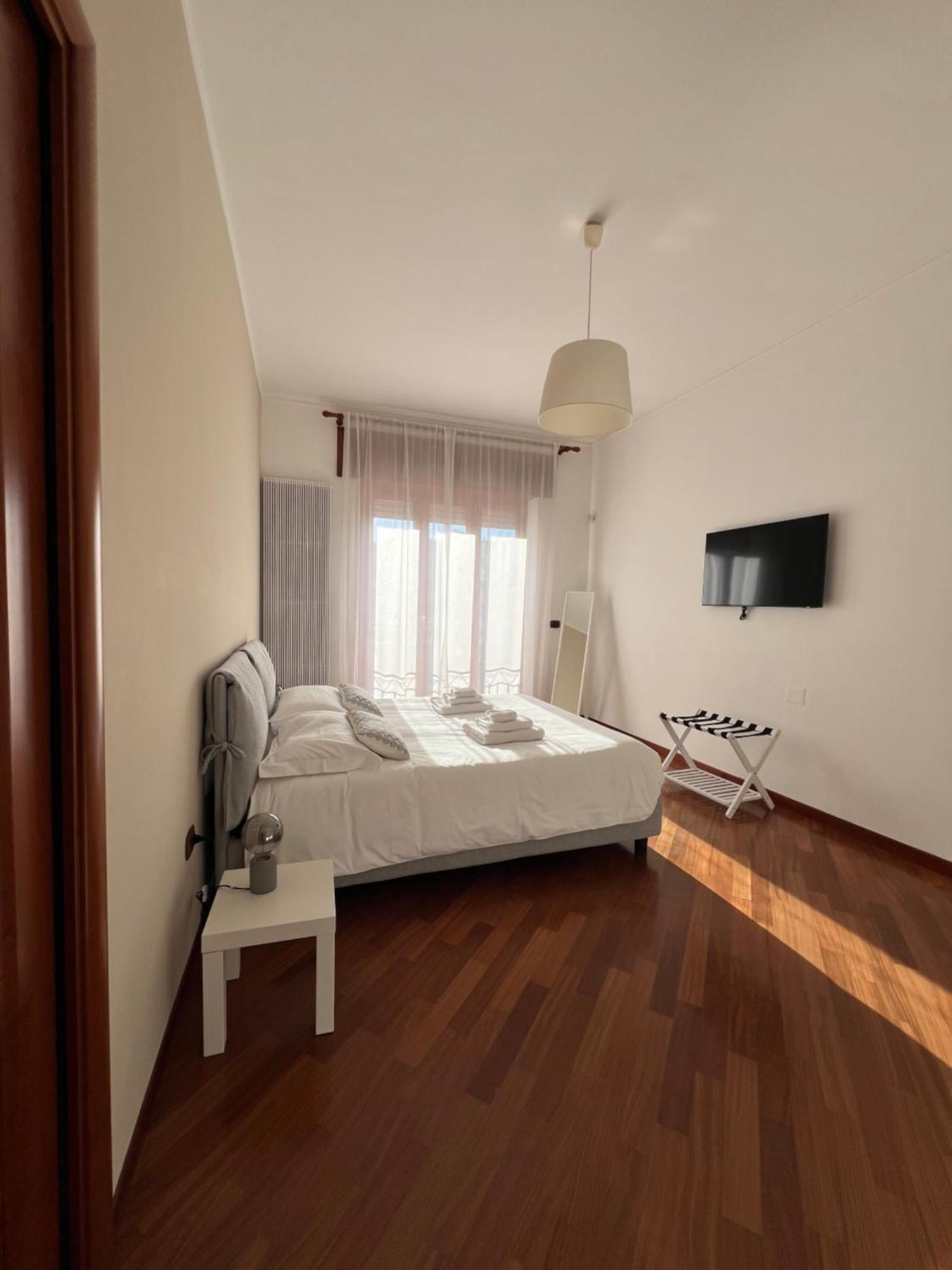 Revis 84 Apartment Napoli Exterior foto